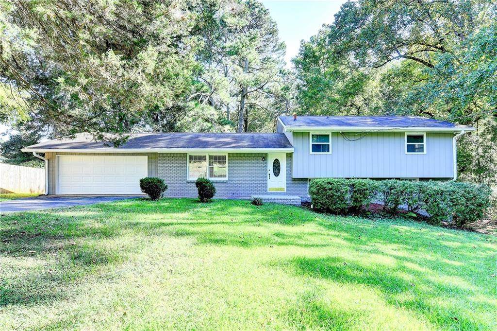 2414 Robin Hood Place - Photo 1