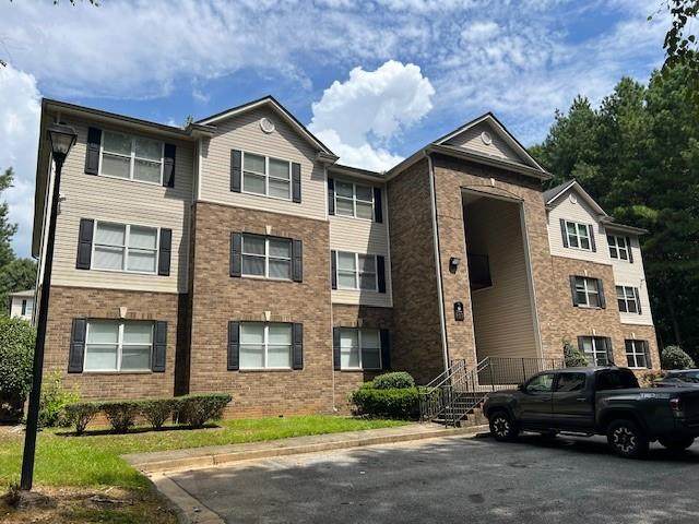 3237 Fairington Drive - Photo 1