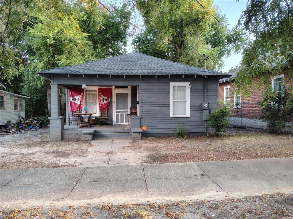 1112 32nd Street - Photo 1