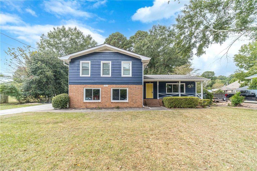 2207 Windsor Drive - Photo 1