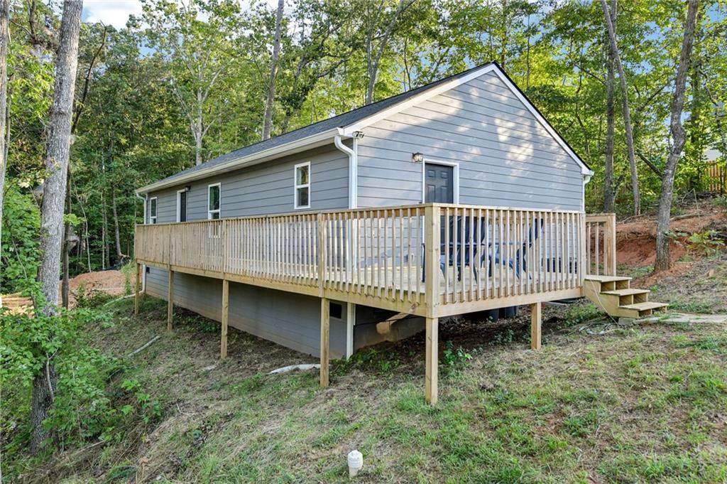 3662 Lakeview Drive - Photo 1