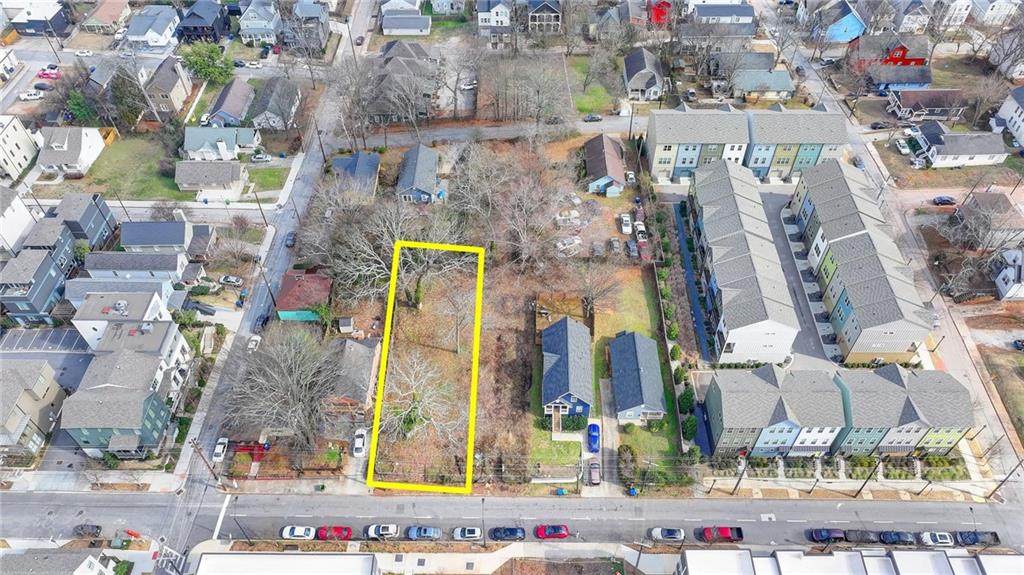 710 Fraser Street - Photo 1