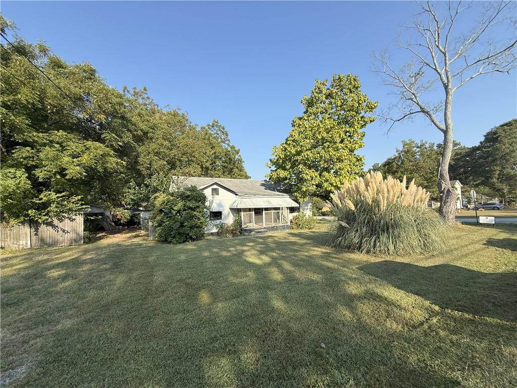 1948 Benson Avenue - Photo 1