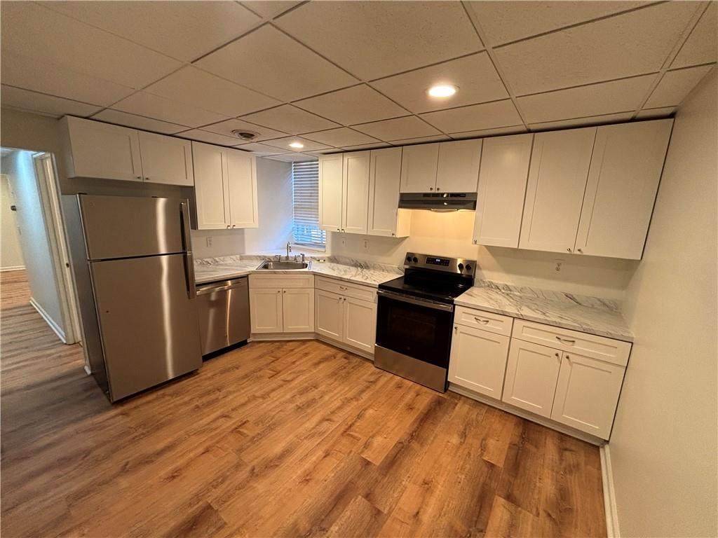 1138 Arlington Parkway - Photo 1