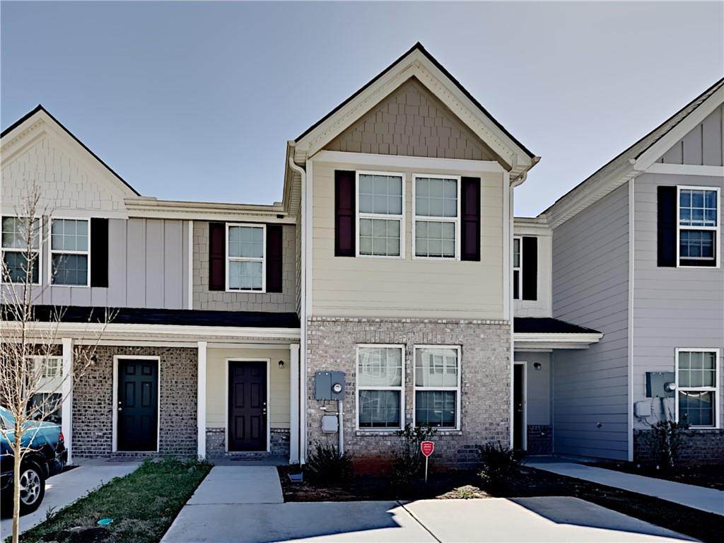 2543 Piering Drive - Photo 1