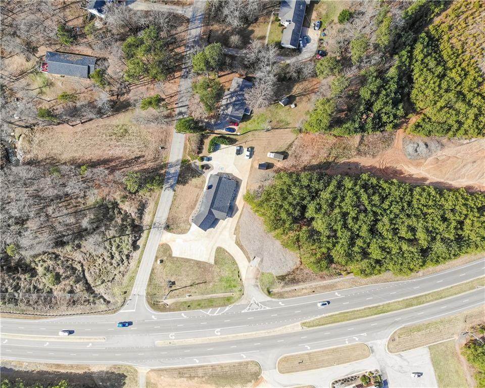 3306 Donna Way - Photo 1