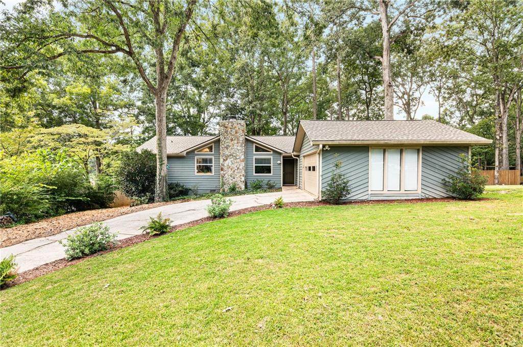 2076 Lake Ridge Terrace - Photo 1