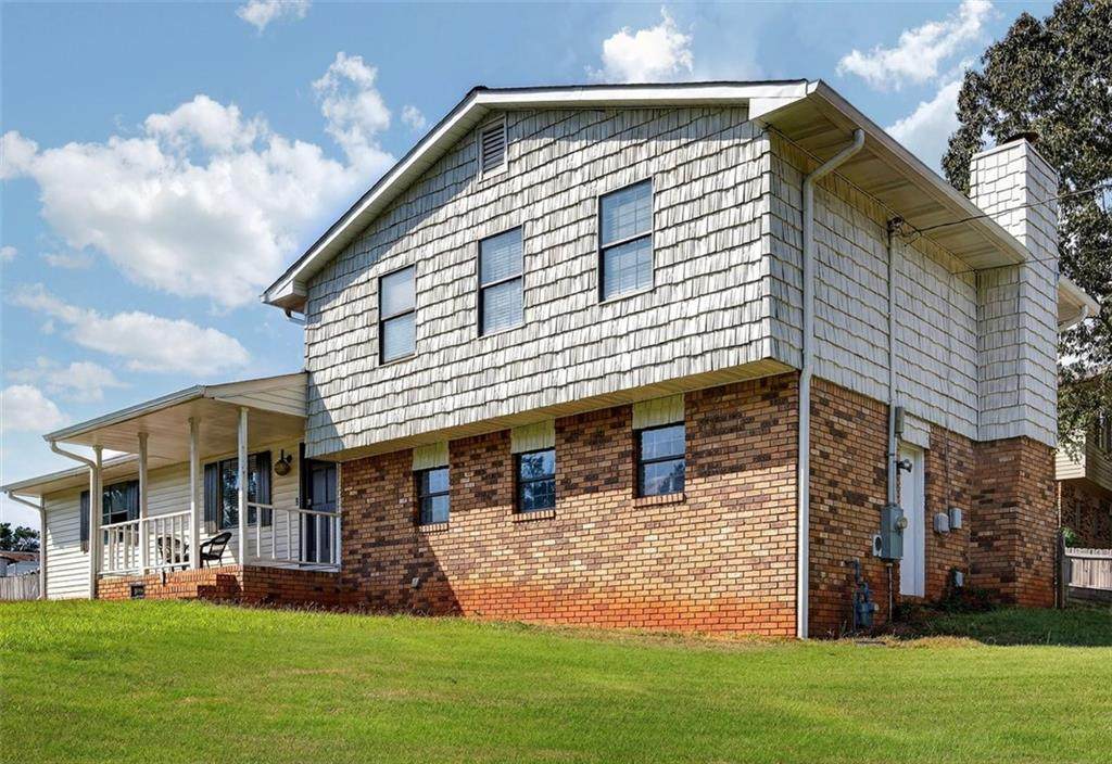 6139 Katherine Road - Photo 1