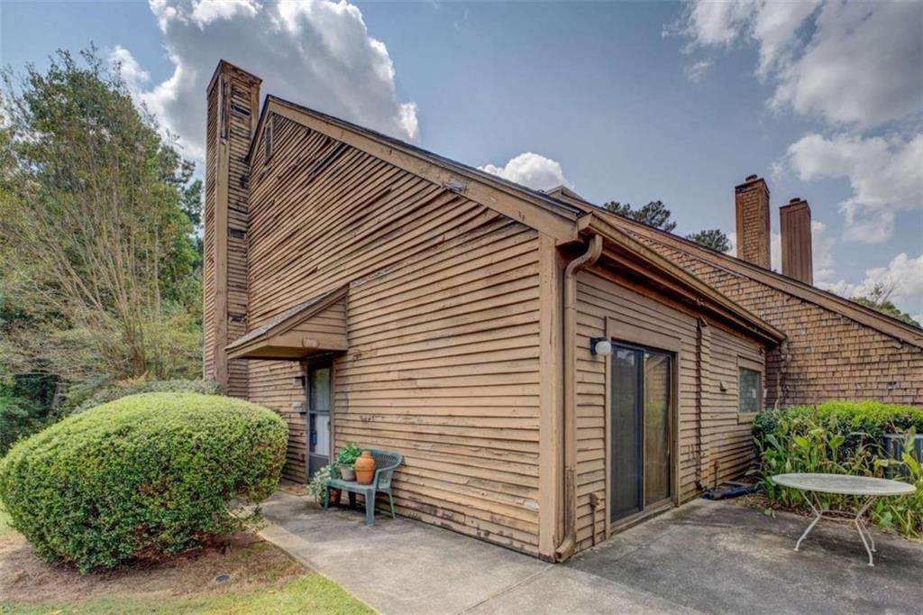 89 Willowick Drive - Photo 1