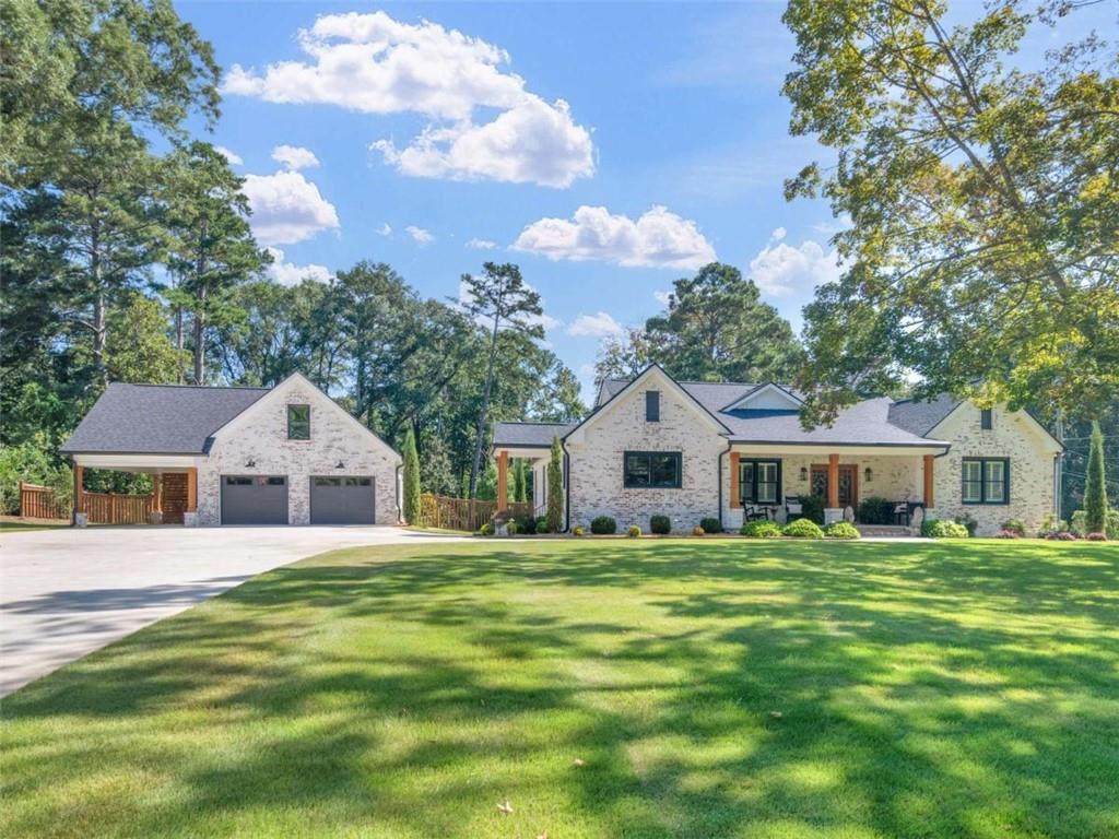 714 Maple Drive - Photo 1