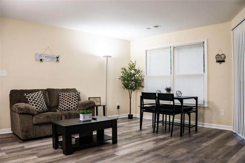 1600 Oakpointe Drive - Photo 1