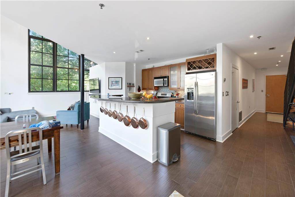 790 North Avenue - Photo 1