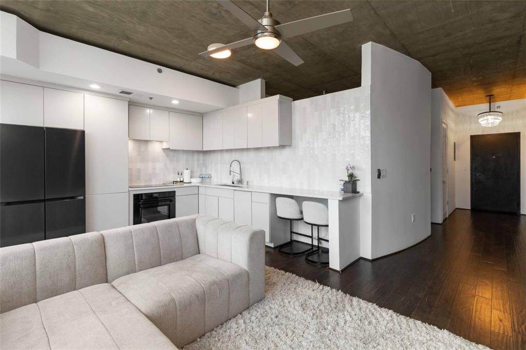 3324 Peachtree Road - Photo 1