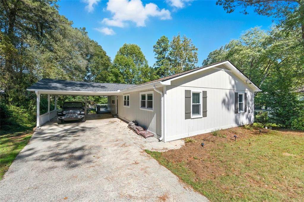 2011 Shadowwood Drive - Photo 1