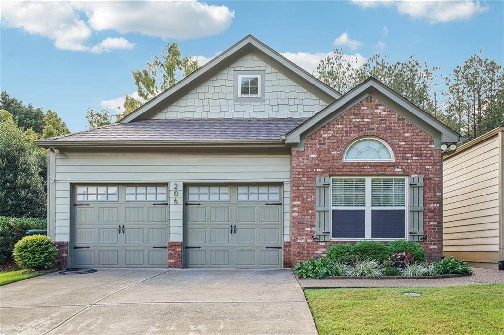 206 Oakleaf Drive - Photo 1