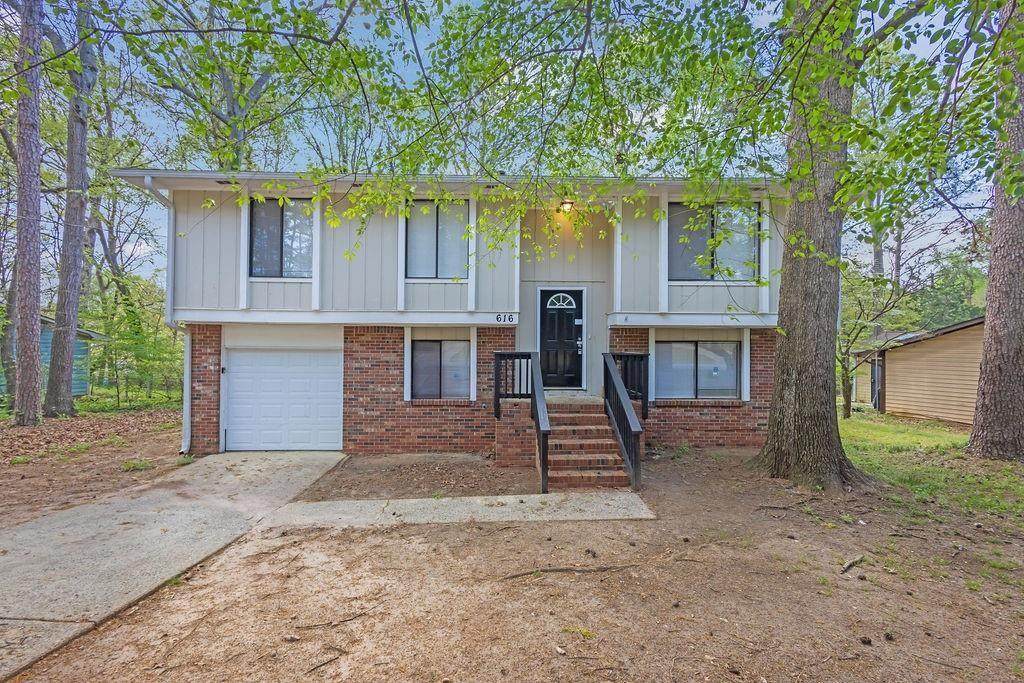 616 Country Lane Drive - Photo 1