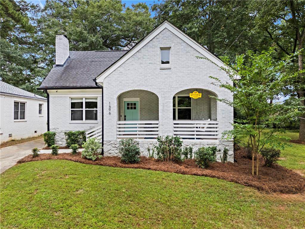 1696 Emerald Avenue - Photo 1