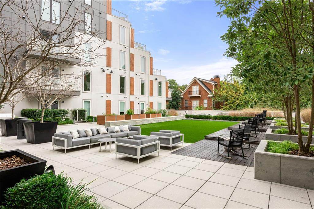 775 Juniper Street - Photo 1