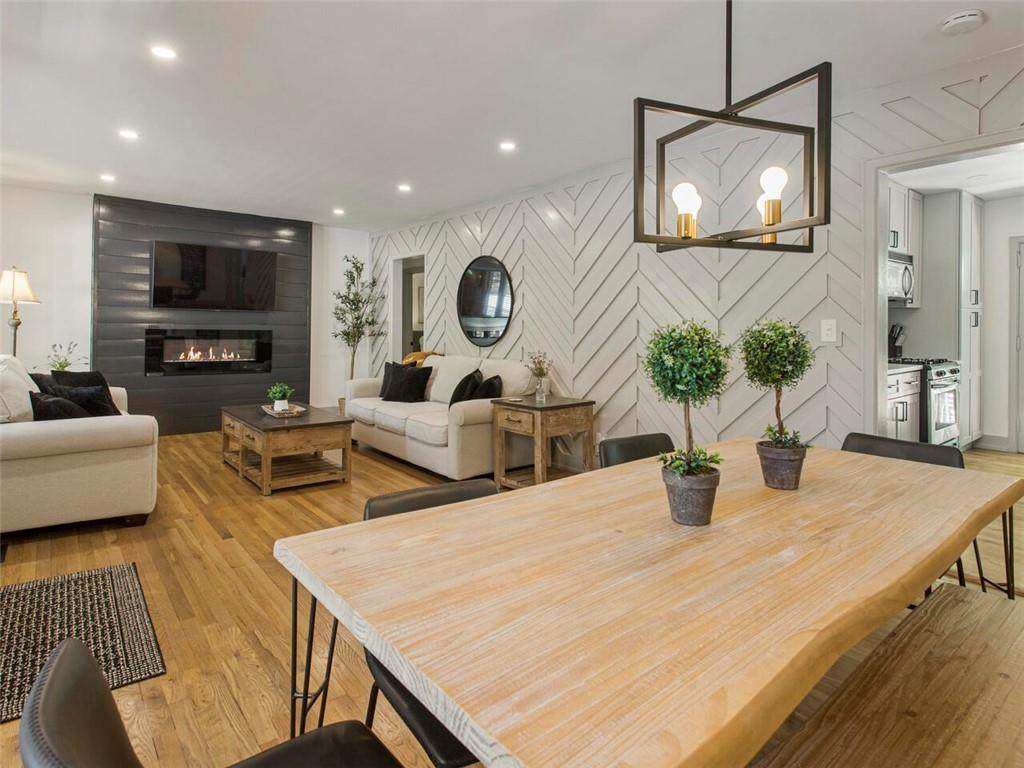 1572 Berkeley Lane - Photo 1