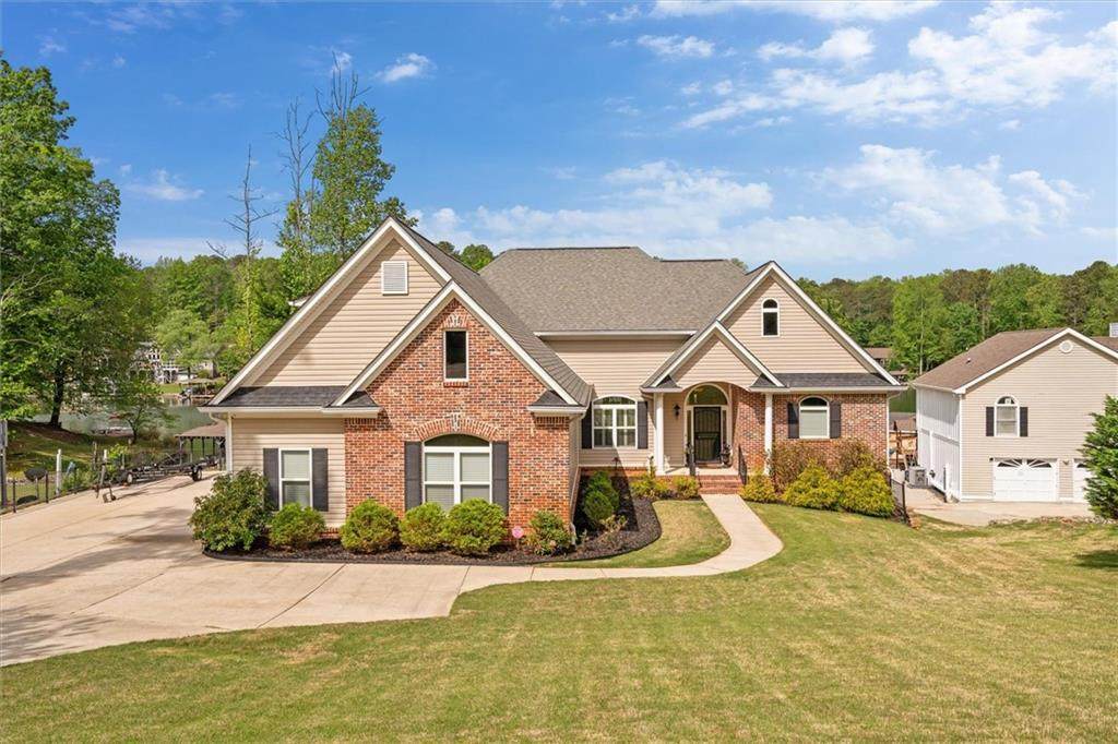 2191 Lakeview Parkway - Photo 1