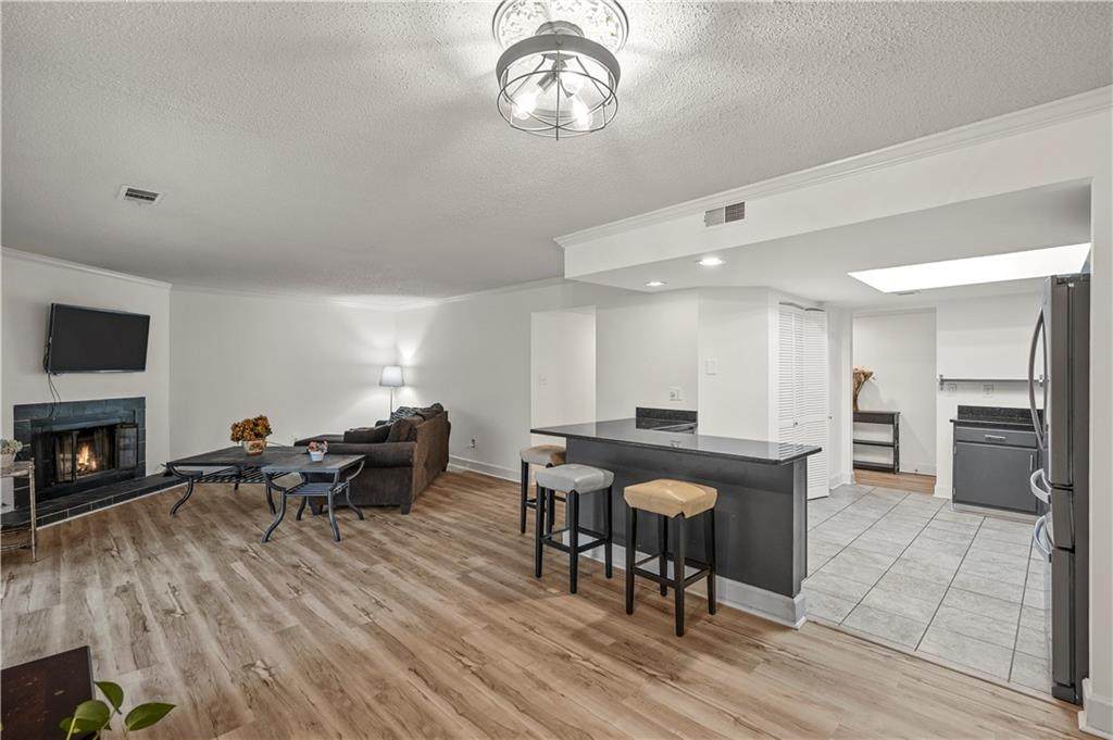 2223 Runnymead Ridge - Photo 1