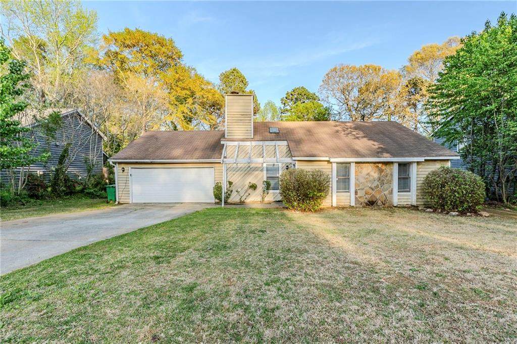 870 Chapman Circle - Photo 1