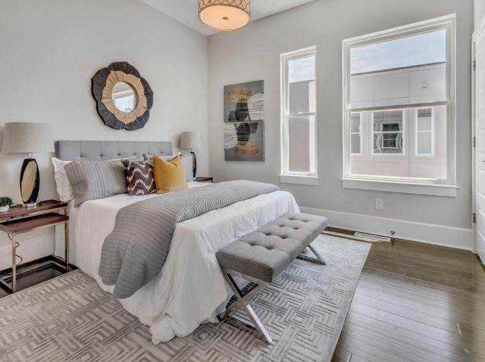 456 Parkway Drive - Photo 1