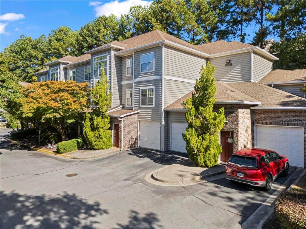 2700 Pine Tree Road - Photo 1