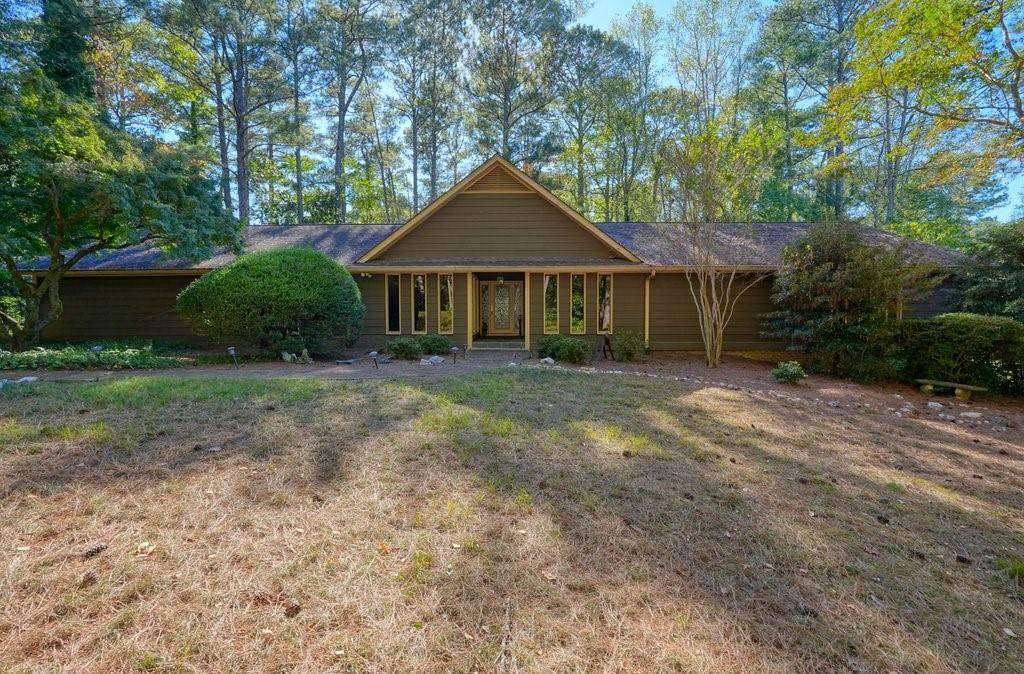 2615 Spalding Drive - Photo 1