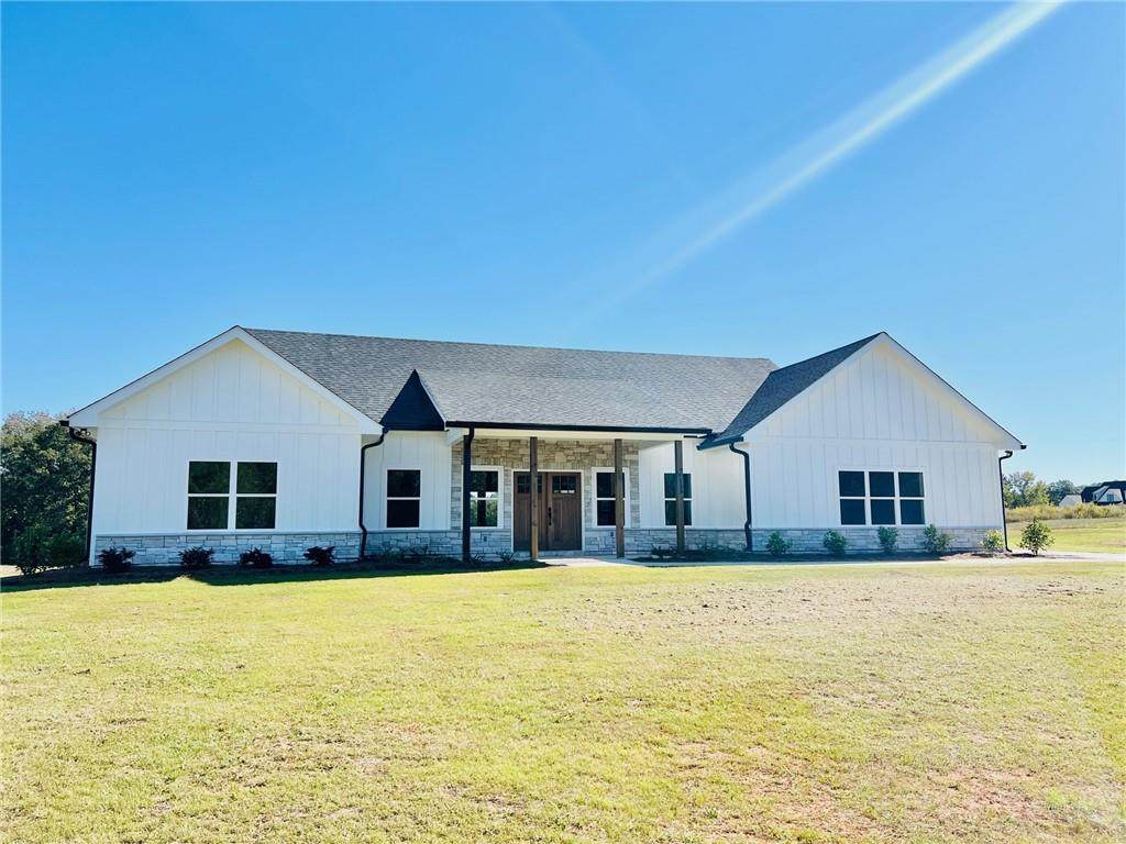 135 Daniel Ridge - Photo 1