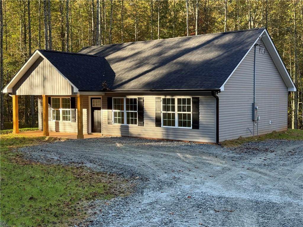 120 Sanders Boulevard Boulevard - Photo 1