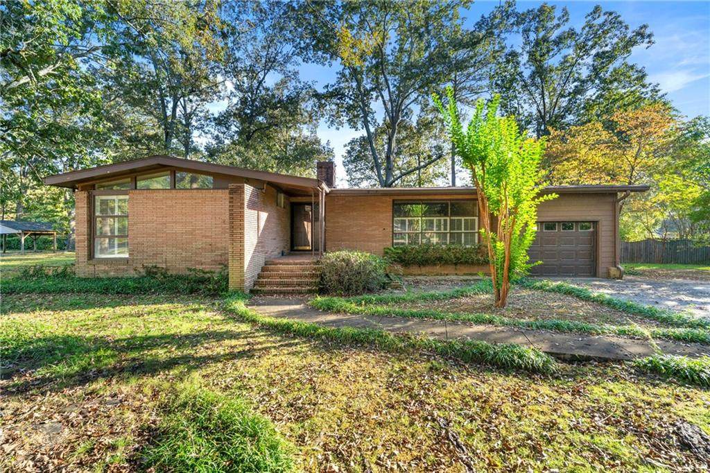 3013 Garden Lakes Boulevard - Photo 1