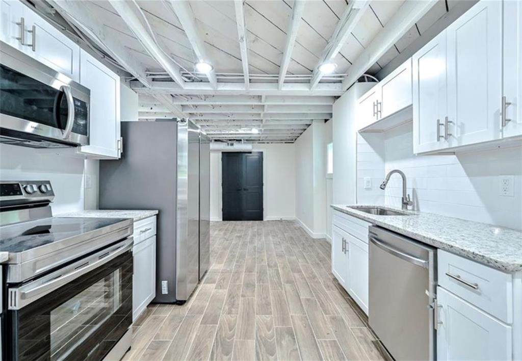 2218 Belvedere Avenue - Photo 1