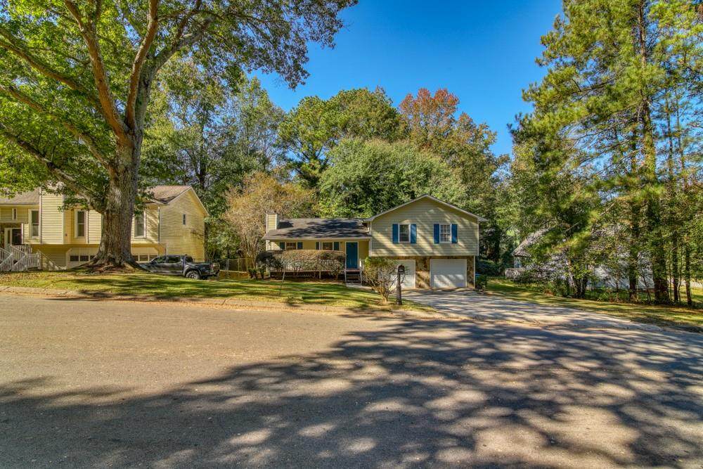 2911 Quinbery Drive - Photo 1