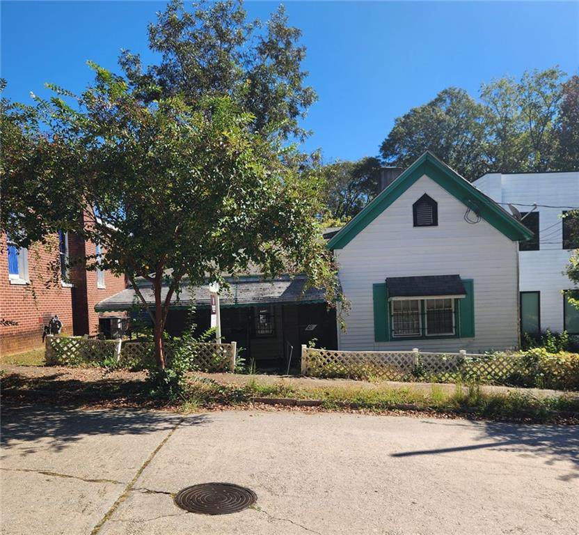 1078 West Avenue - Photo 1