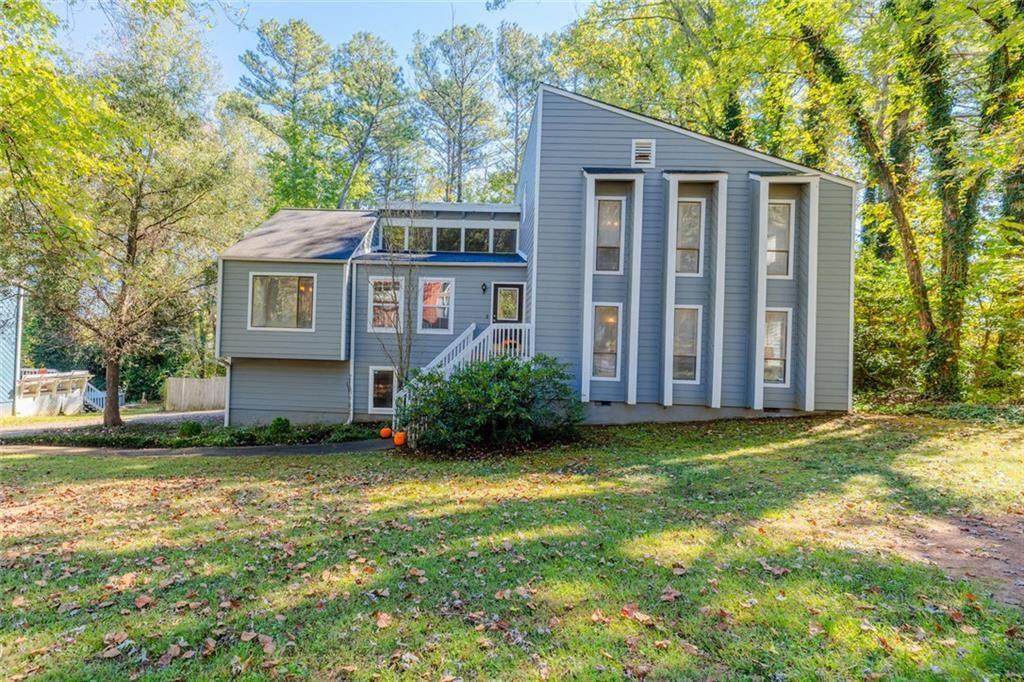 3962 Fairington Drive - Photo 1