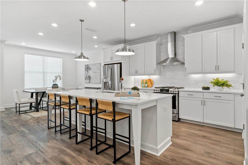 2240 Siskin Square Road - Photo 1