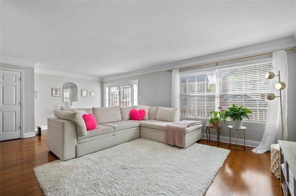 6980 Roswell Road - Photo 1