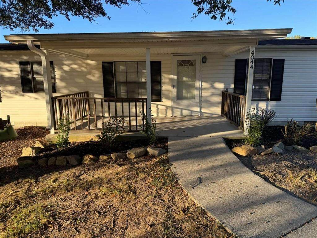 4044 Friendship Road - Photo 1