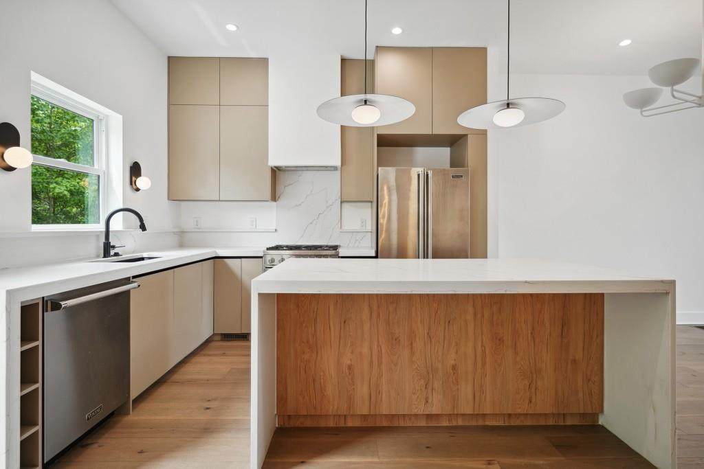 1570 Flat Shoals Road - Photo 1