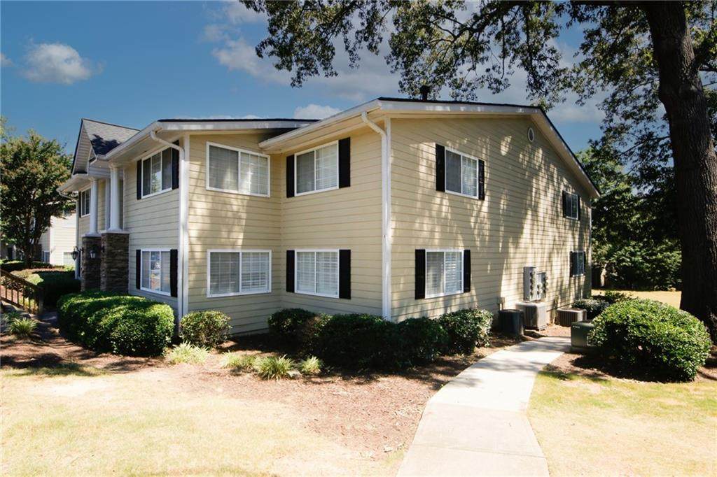 1468 Briarwood Road - Photo 1