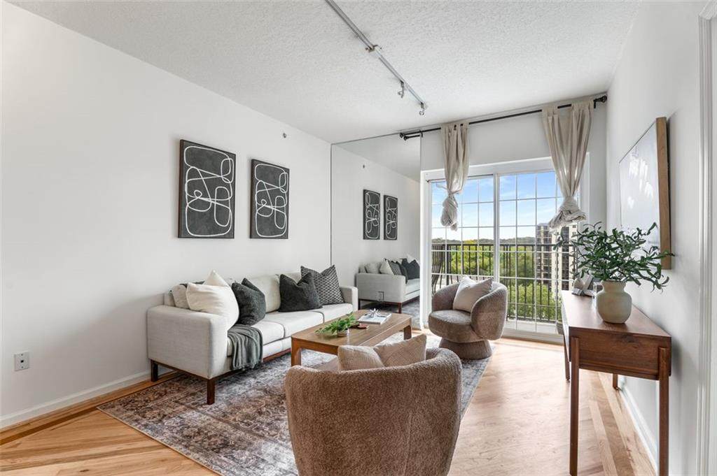 195 14th Street - Photo 1