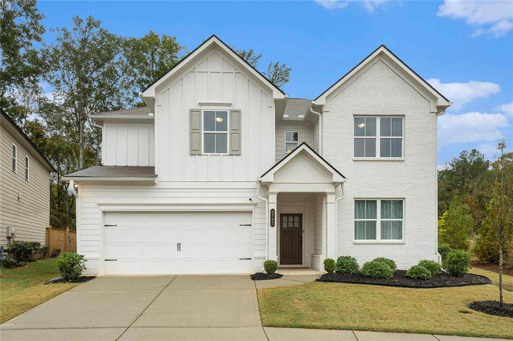 3702 Silvery Way - Photo 1