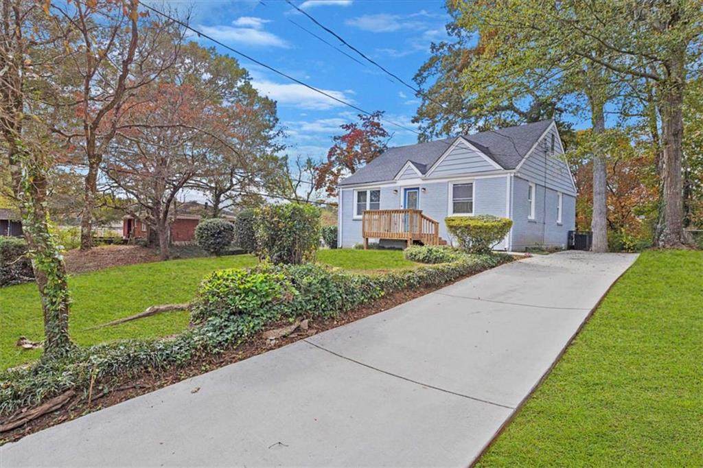 701 Daniel Avenue - Photo 1