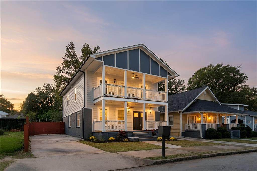 992 Beckwith Street - Photo 1