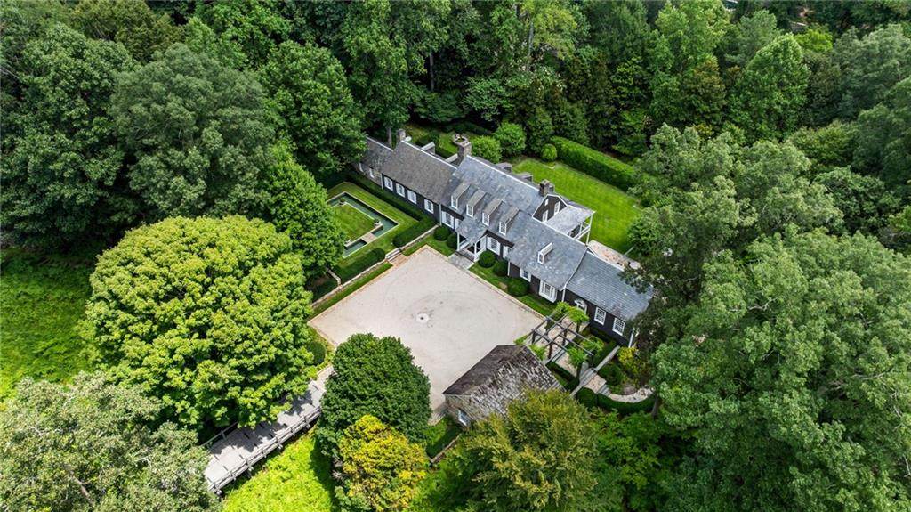 1727 Paces Ferry Road - Photo 1