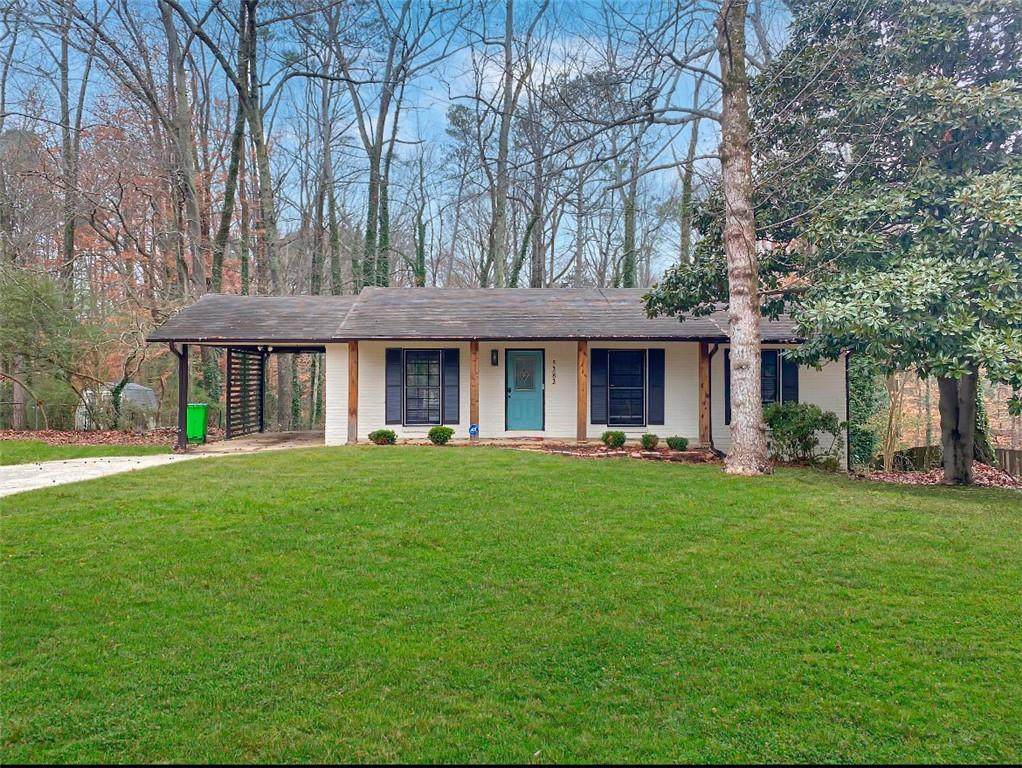 5282 Maple Valley Road - Photo 1