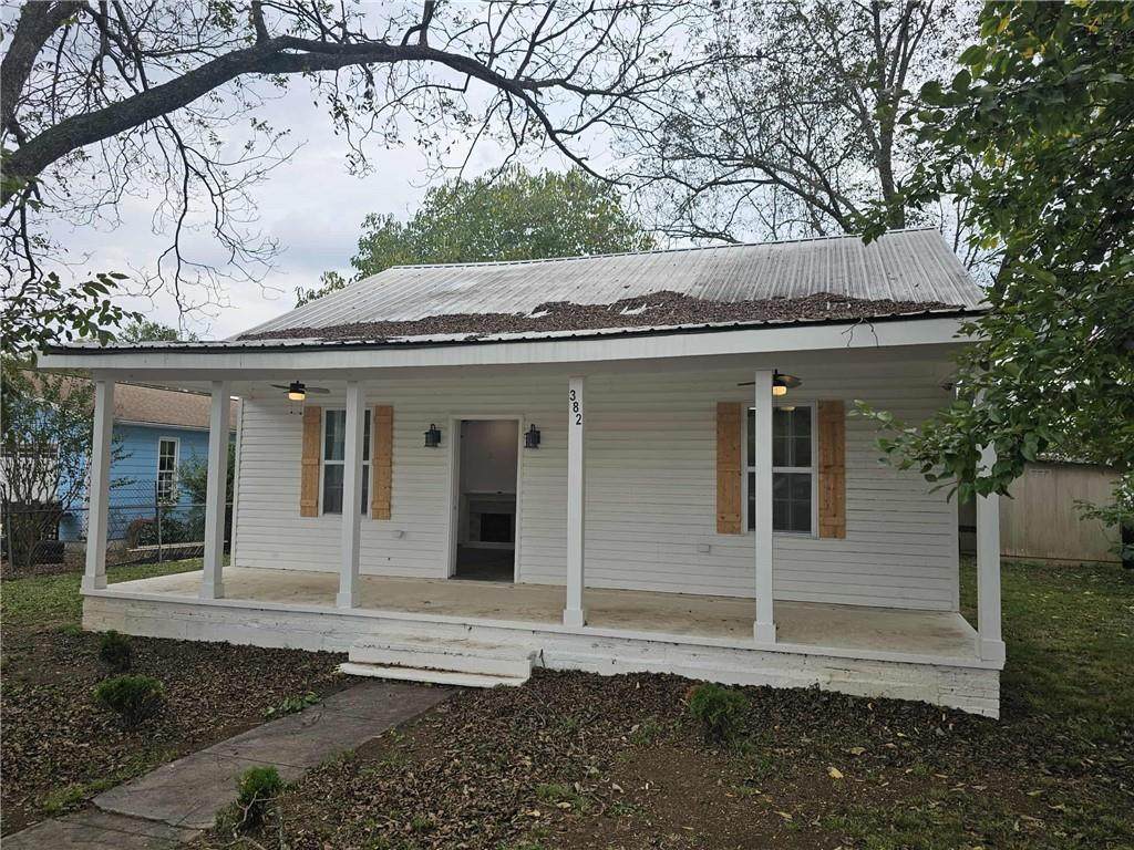 382 5th Street - Photo 1