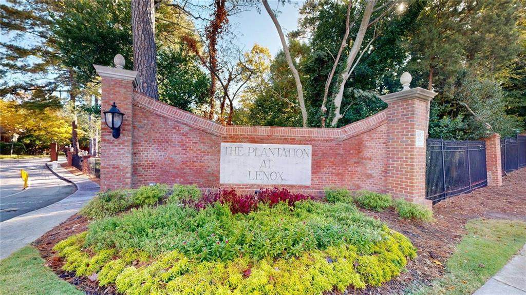 25205 Plantation Drive - Photo 1