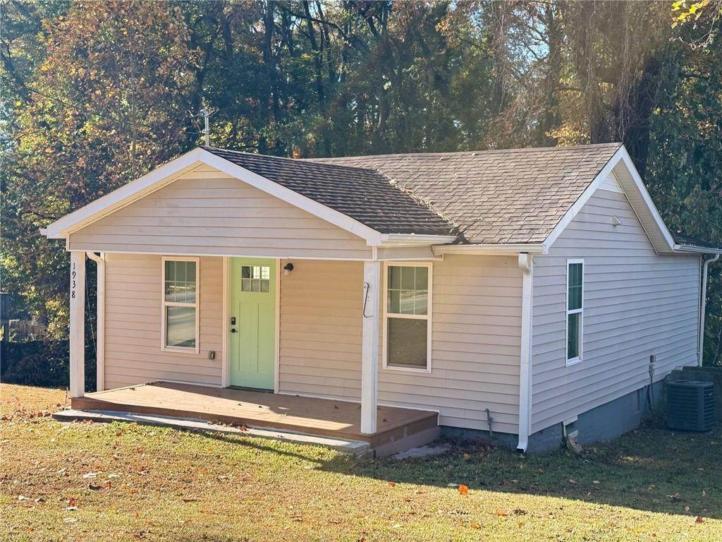 1938 Main Street - Photo 1